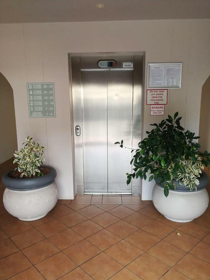 11 Portobelo Apartment Mossel Bay Bagian luar foto