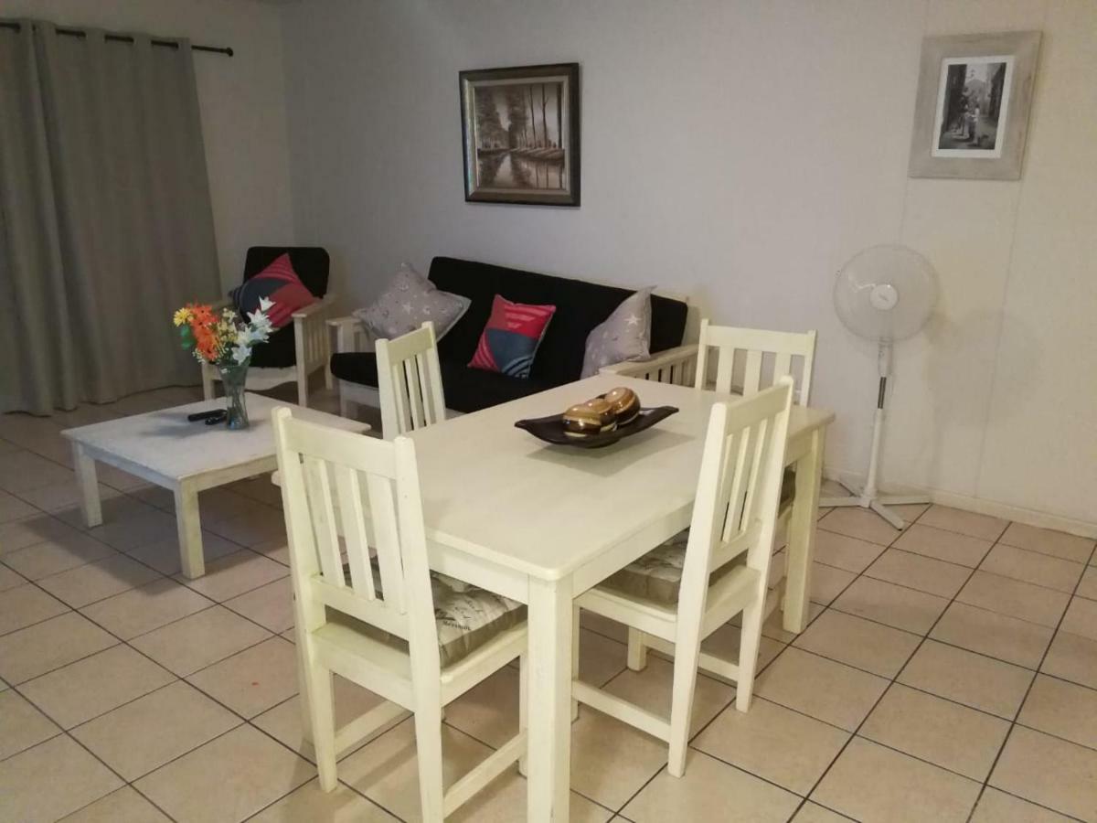 11 Portobelo Apartment Mossel Bay Bagian luar foto